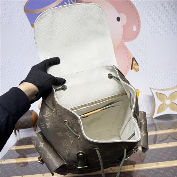 2026120182745789 270